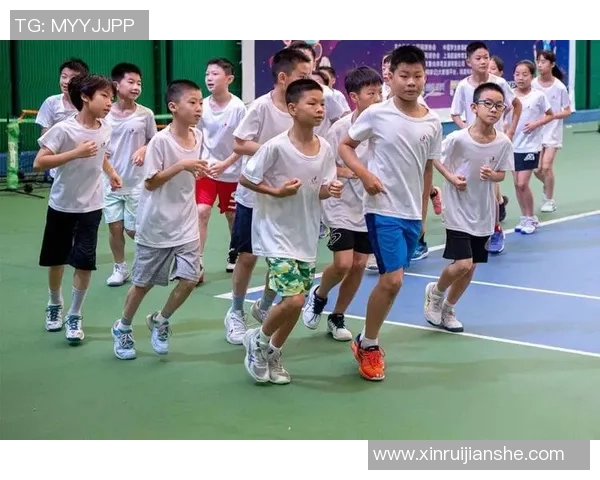 上海网球队反击策略揭秘：深度解析网球战术与训练方法